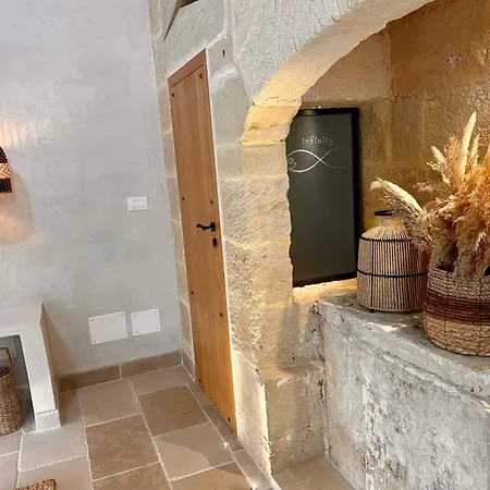 Infinity - Cycladic Experience * Spongano